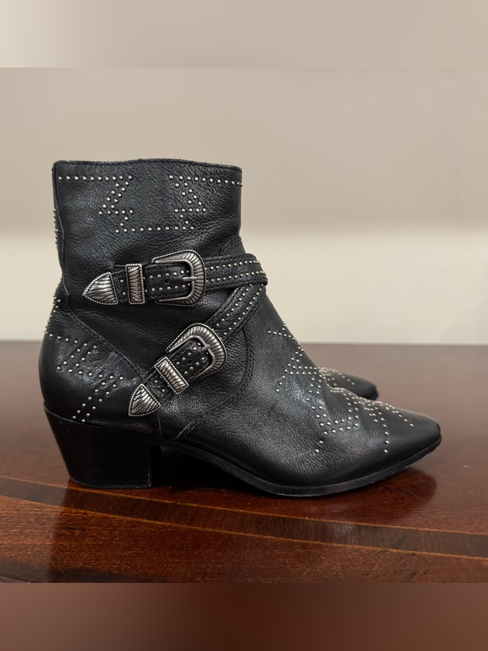 FRYE Ellen Deco Buckle Bootie Black Leather Women’s Western Studded Boots 6.5